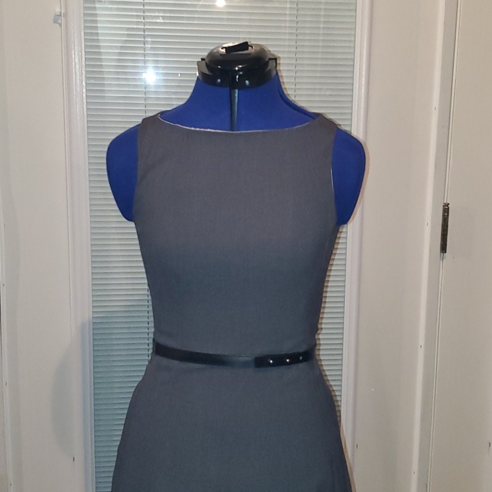 Dress - Picture 2 of 4